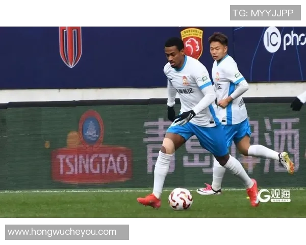 命运的岔路口：阿森纳旧将阿齐兹，他的新征程与“老东家”的遥遥相望